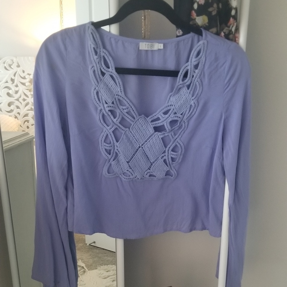 Nwot Tobi purple flowy top